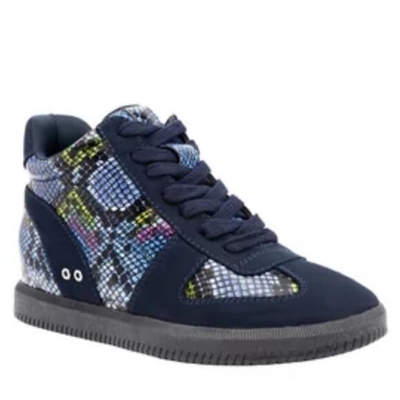 TRUE CRAFT NWT WOMENS JEN WEDGE SNEAKERS - Picture 1 of 11